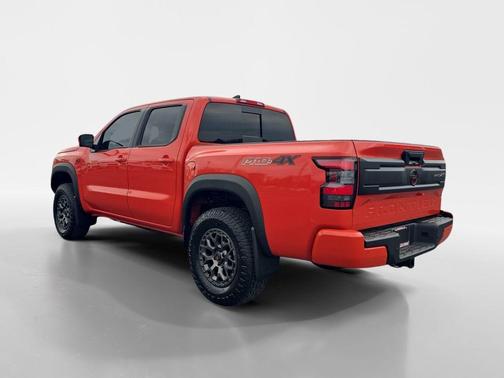 Afterburn Orang 2026 Nissan Frontier PRO-4X w/R Package