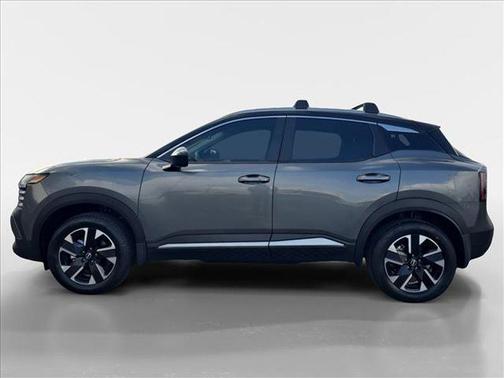 2t Gun Blk Roof 2026 Nissan Kicks SV