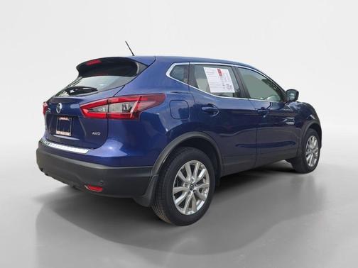 2022 Nissan Rogue Sport S