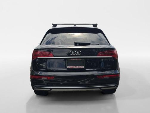 Mythos Black Metallic 2021 Audi Q5 45 Prestige