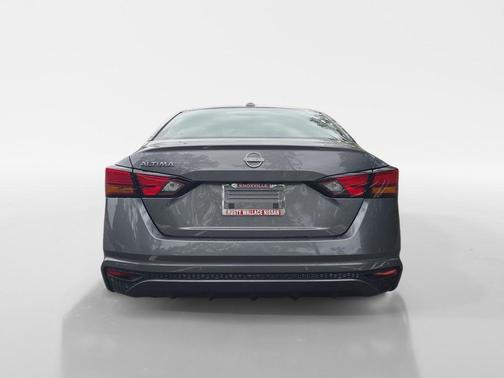 Gun Metallic 2025 Nissan Altima S