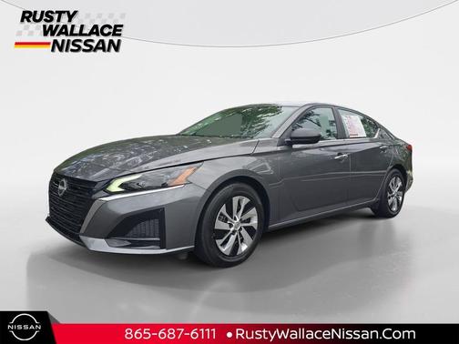 Gun Metallic 2025 Nissan Altima S