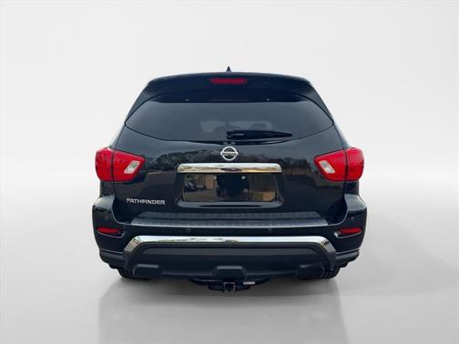 2020 Nissan Pathfinder S