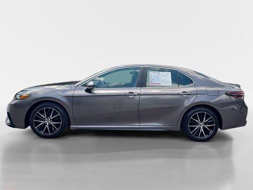 Predawn Gray Mica 2021 Toyota Camry SE