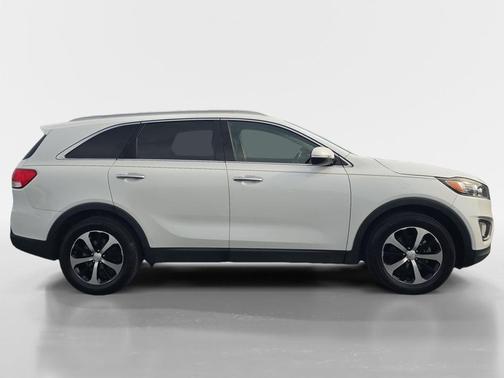 Snow White Pearl 2016 Kia Sorento EX