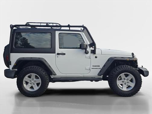 2017 Jeep Wrangler Sport