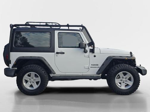 2017 Jeep Wrangler Sport