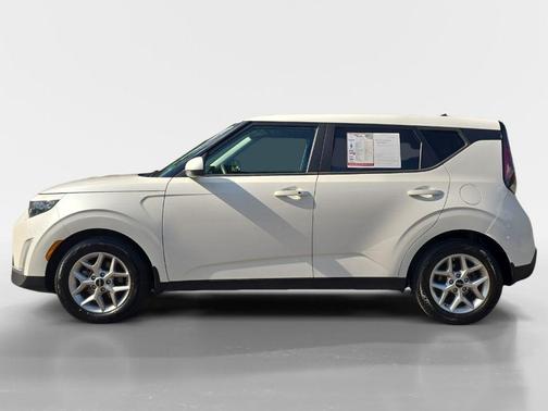 2023 Kia Soul S