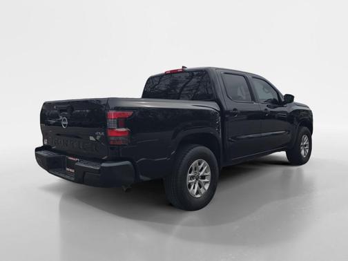 2025 Nissan Frontier S