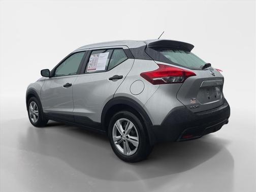 2019 Nissan Kicks S