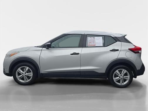 2019 Nissan Kicks S