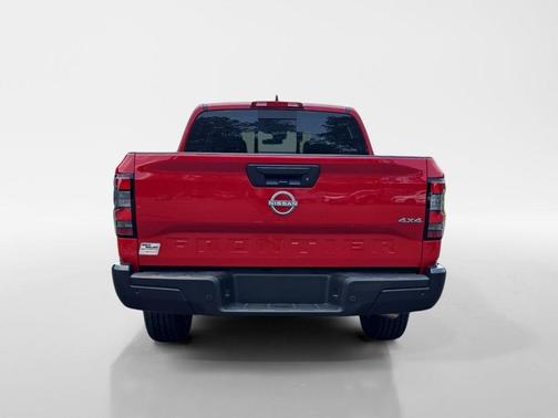2025 Nissan Frontier S