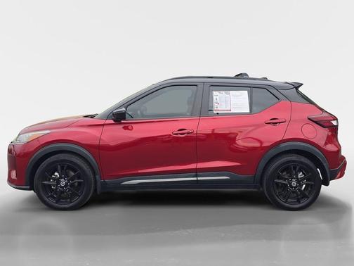 Red 2021 Nissan Kicks SR