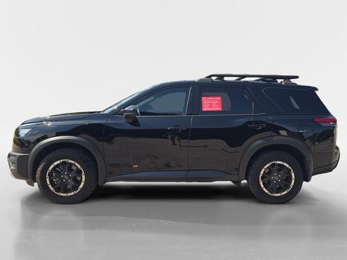 Black 2025 Nissan Pathfinder Rock Creek