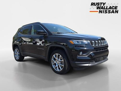 2024 Jeep Compass Latitude Lux