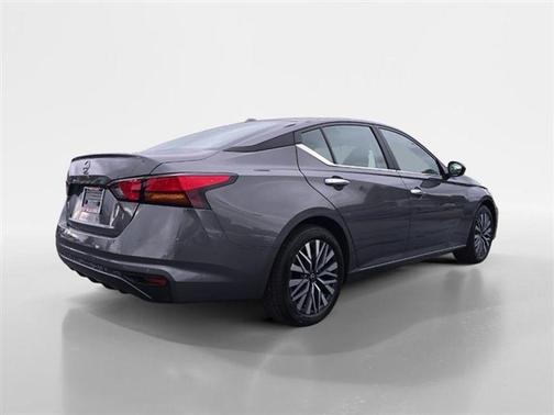 Gun Metallic 2025 Nissan Altima SV