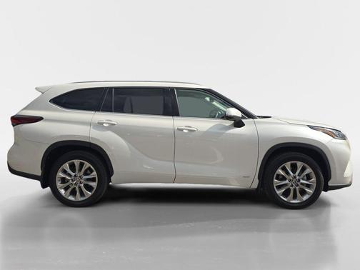 2024 Toyota Highlander Hybrid Limited