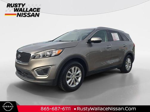 Titanium Silver 2016 Kia Sorento LX