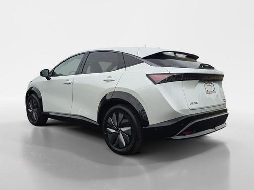 2025 Nissan ARIYA PLATINUM+