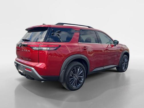 Scarlet Ember 2026 Nissan Pathfinder SL