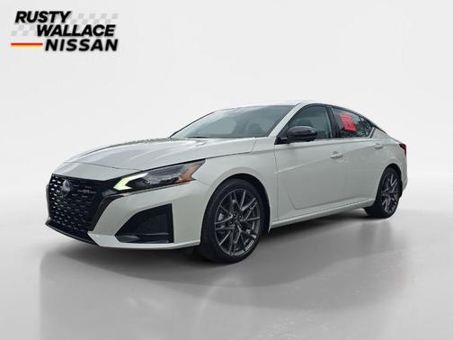 2024 Nissan Altima 2.0 SR