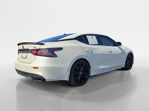 2021 Nissan Maxima SR