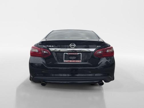 Black 2018 Nissan Altima 2.5 SR