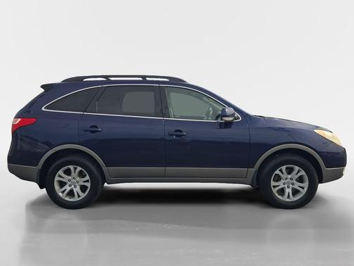 Deep Blue Mica 2011 Hyundai Veracruz GLS