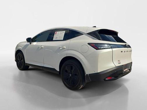 Everest White P 2025 Nissan Murano SV
