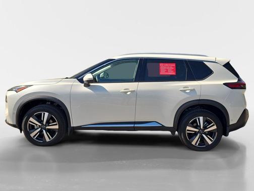 White 2023 Nissan Rogue SL