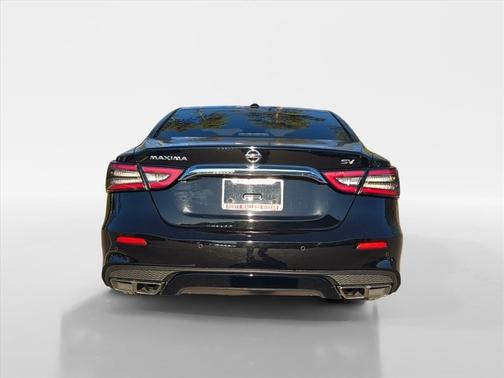 2022 Nissan Maxima SV
