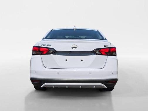 2024 Nissan Versa 1.6 SV
