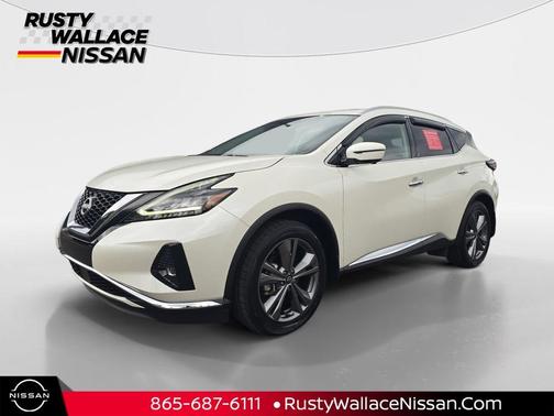 White 2023 Nissan Murano Platinum
