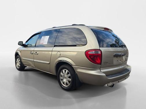 2007 Chrysler Town & Country Touring