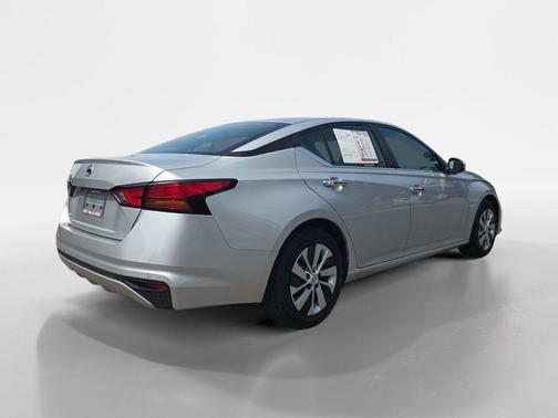 Brilliant Silver Metallic 2021 Nissan Altima 2.5 S