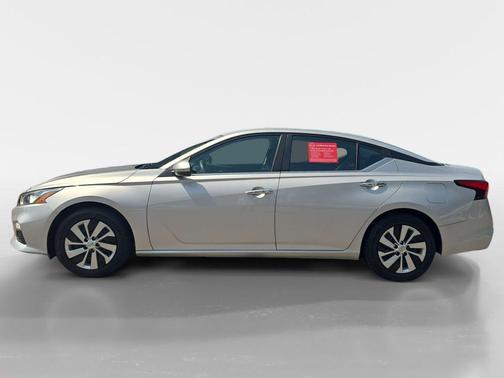 Brilliant Silver Metallic 2021 Nissan Altima 2.5 S