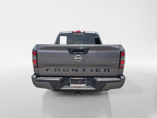 Gun Metallic 2022 Nissan Frontier SV