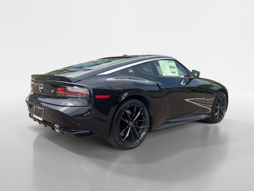 2025 Nissan Z Performance