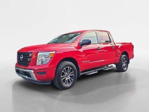 2024 Nissan Titan SV
