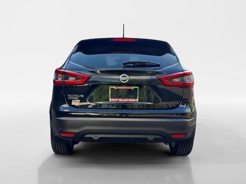 2022 Nissan Rogue Sport S