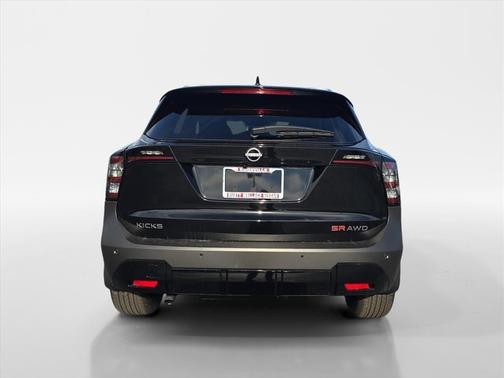 Super Black 2026 Nissan Kicks SR