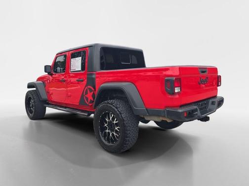 Firecracker Red Clearcoat 2020 Jeep Gladiator Sport