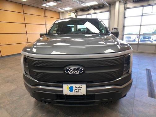 2025 Ford F-150 Lightning XLT