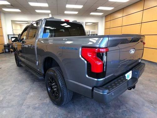 2025 Ford F-150 Lightning XLT