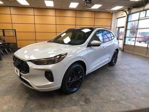 2026 Ford Escape ST-Line Elite