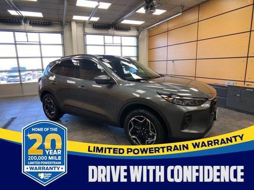 2026 Ford Escape Platinum