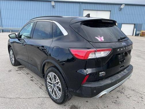 Black 2022 Ford Escape SEL