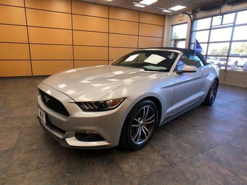 2017 Ford Mustang EcoBoost Premium