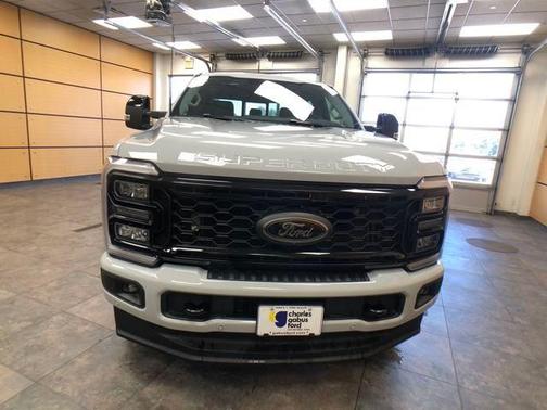 2026 Ford F-350 Lariat Super Duty