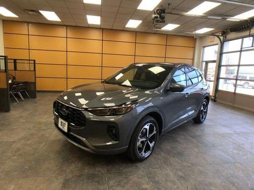 2025 Ford Escape ST-Line Elite